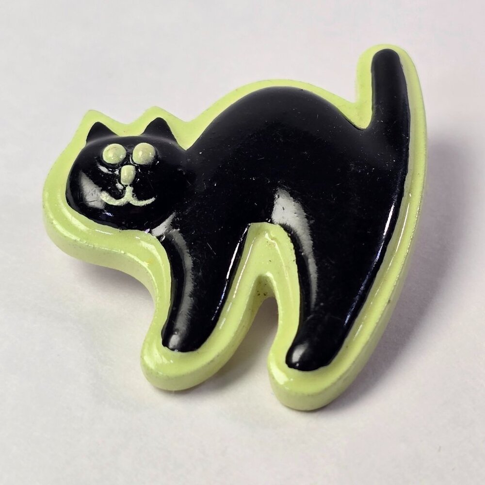 Black Cat Brooch Vintage Lapel Pin Halloween Jewelry Arched Back Goth Novelty - Picture 2 of 6